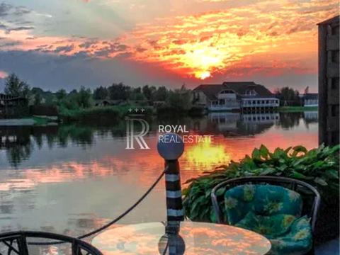 комерційна за адресою Сонячна вул., 2