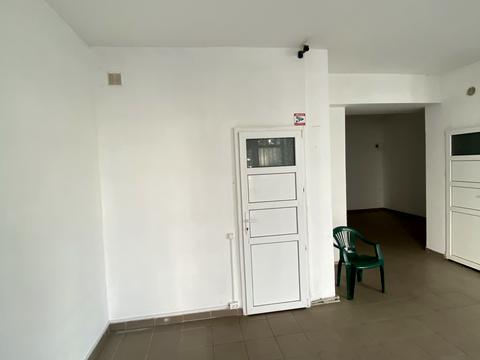 комерційна за адресою Роксоляни вул., 56