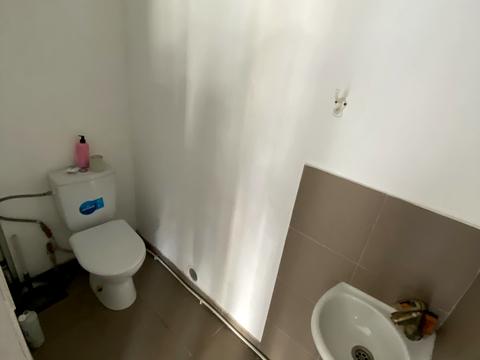 комерційна за адресою Роксоляни вул., 56