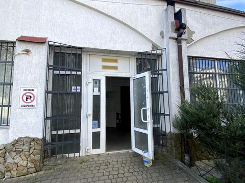 комерційна за адресою Роксоляни вул., 56