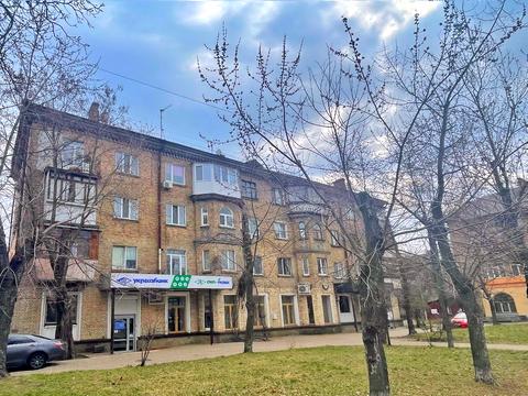 квартира за адресою Леоніда Каденюка просп. (Юрія Гагаріна), 6