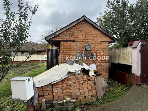 будинок за адресою с. Пирогівці, комарова, 22