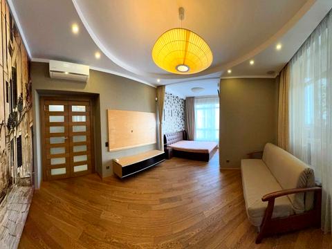 квартира за адресою Андрія Верхогляда вул. (Михайла Драгомирова), 14