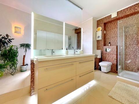 квартира за адресою Дмитрівська вул., 75