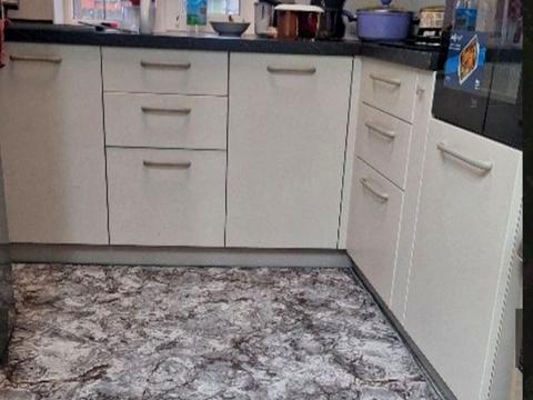 будинок за адресою вул.Коперативна, 1