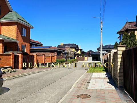 ділянка за адресою Богатирська вул., 30-Б