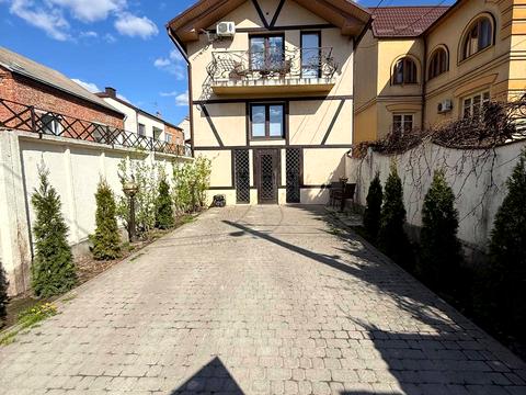 будинок за адресою Винники, Петра Калнишевського вул., 11