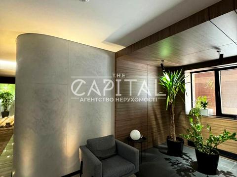 комерційна за адресою Назарівська вул. (Вєтрова), 23