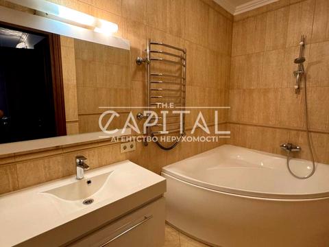 комерційна за адресою Назарівська вул. (Вєтрова), 23