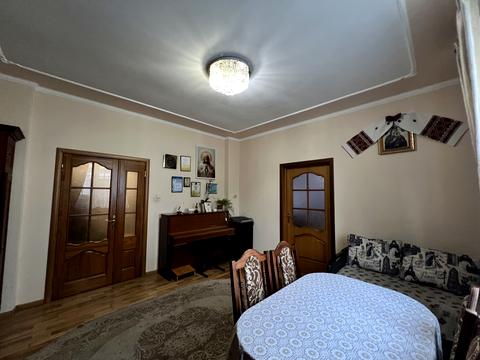 квартира за адресою Шкільна вул., 1