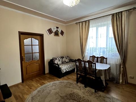 квартира за адресою Шкільна вул., 1