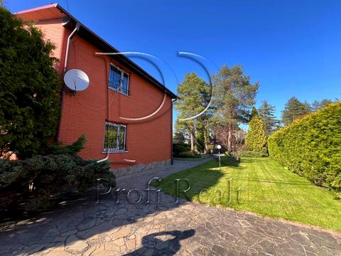 будинок за адресою Дніпровська вулиця