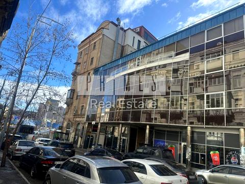 коммерческая по адресу Софиевская пл., 1/2