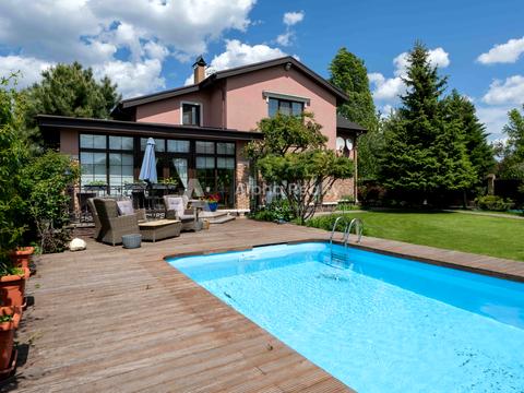 дом по адресу Майская ул.