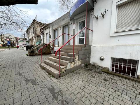 коммерческая по адресу Шнеерсона ул., 39