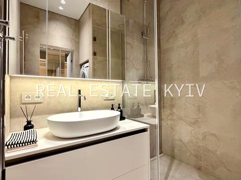 квартира за адресою Андрія Верхогляда вул. (Михайла Драгомирова), 15-А