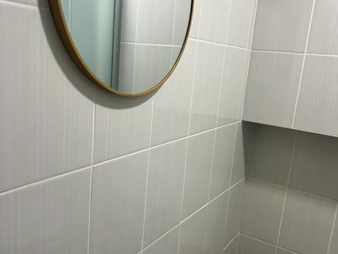 комерційна за адресою Миколи Ващука вул. (Квятека), 20б