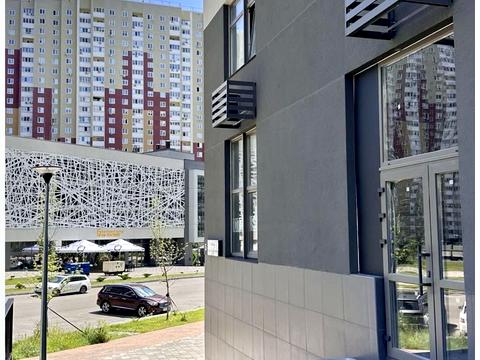 комерційна за адресою Олександра Олеся вул., 5