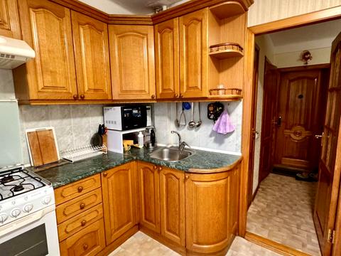 квартира за адресою Академіка Александрова вул., 5
