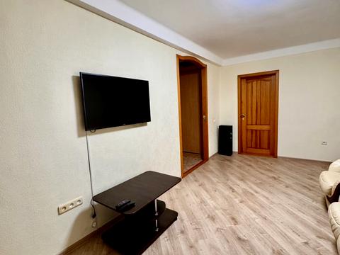 квартира за адресою Академіка Александрова вул., 5