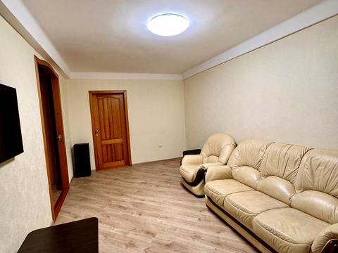квартира за адресою Академіка Александрова вул., 5