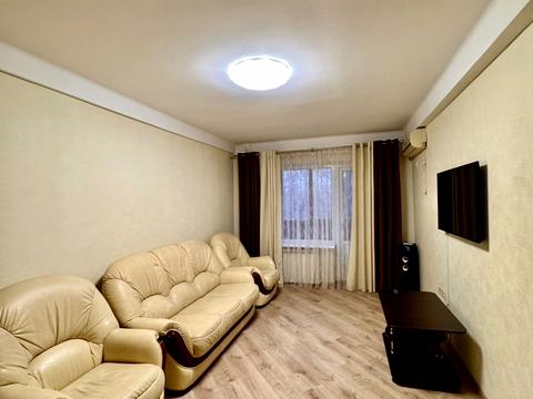 квартира за адресою Академіка Александрова вул., 5