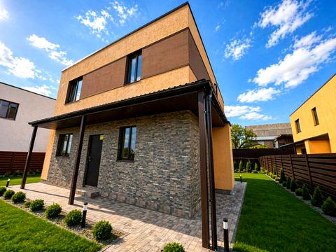 будинок за адресою смт. Гостомель, Дніпровська вул. (Калініна)