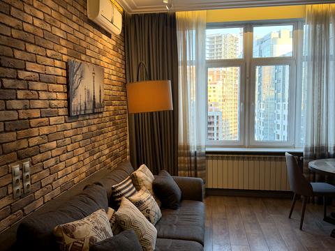 квартира за адресою Андрія Верхогляда вул. (Михайла Драгомирова), 11