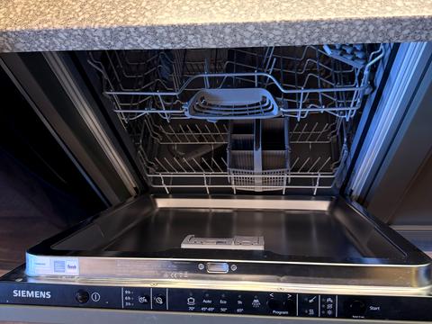 квартира за адресою Андрія Верхогляда вул. (Михайла Драгомирова), 11