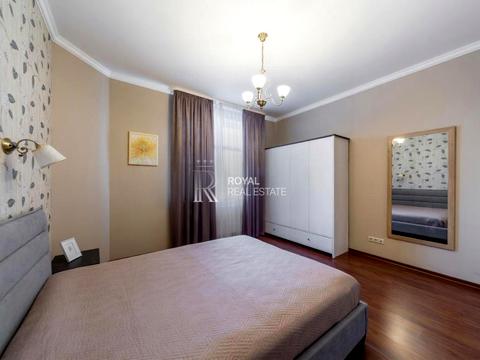 квартира за адресою Євгена Коновальця вул. (Щорса), 32-Б