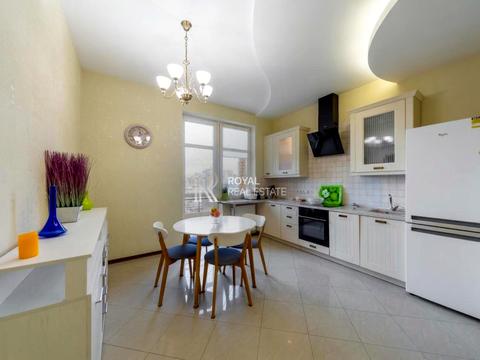 квартира за адресою Євгена Коновальця вул. (Щорса), 32-Б