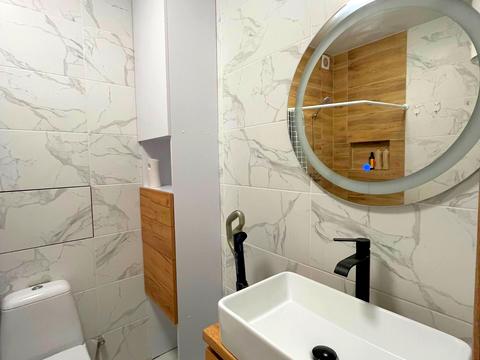 квартира по адресу Радистов ул., (Будинок)