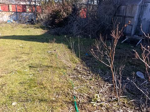 участок по адресу Виноградна, 14