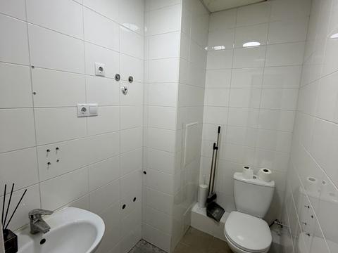 комерційна за адресою Осокорська вул., 2-А