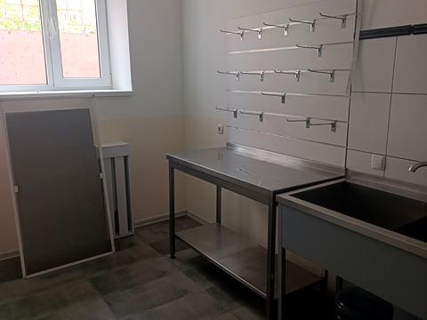 комерційна за адресою Композитора Ніщинського вул., 28