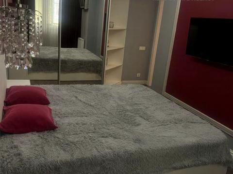 квартира по адресу Феодосийская ул., 1