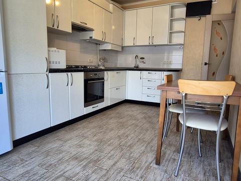 квартира за адресою Захисників України вул. (1-го Травня), 1г