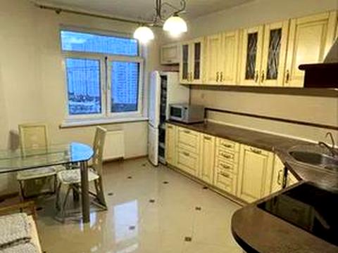 квартира за адресою Олександра Мишуги вул., 2