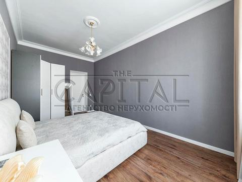 квартира за адресою Хрещатик вул. (Kreschatic), 13