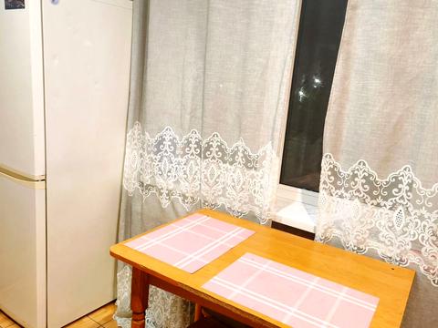 квартира за адресою Київ, Івана Дзюби вул. (Сім'ї Сосніних), 2/1