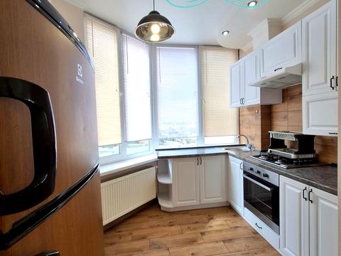 квартира за адресою Братська вул., 12