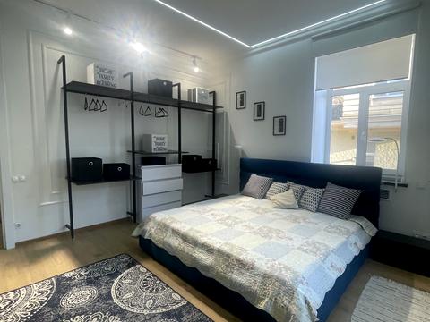 квартира за адресою Велика Васильківська вул. (Червоноармійська), 38