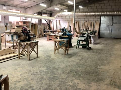 комерційна за адресою Соборна вул. (Леніна), 2