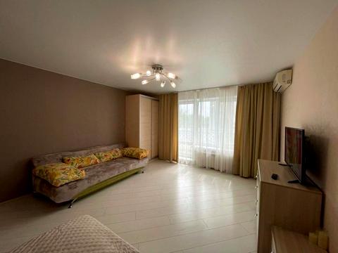 квартира за адресою Джона Ленона вул., 41