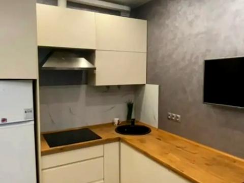 квартира за адресою Михайла Максимовича вул. (Онуфрія Трутенка), 28-Б