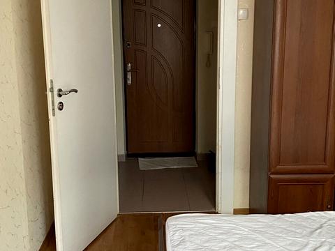 кімната за адресою Володимира Івасюка просп. (Героїв Сталінграду), 42-В