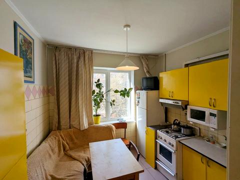 кімната за адресою Володимира Івасюка просп. (Героїв Сталінграду), 42-В