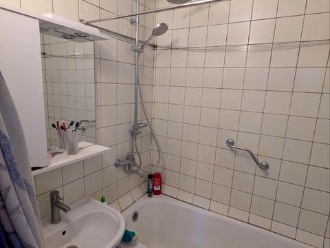 кімната за адресою Володимира Івасюка просп. (Героїв Сталінграду), 42-В