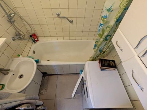 кімната за адресою Володимира Івасюка просп. (Героїв Сталінграду), 42-В