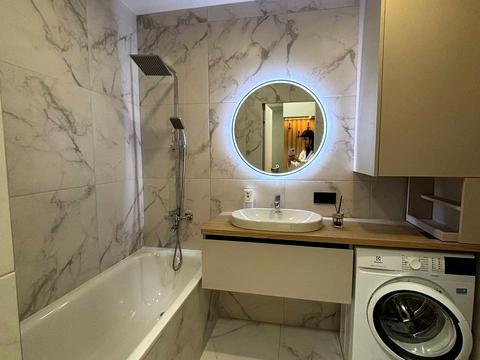 квартира за адресою Михайла Максимовича вул. (Онуфрія Трутенка), 28-Е